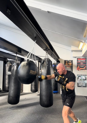 Middleweight Wrecking Ball Boxing Bag – ELUSIVENESS and POWER [30kg]